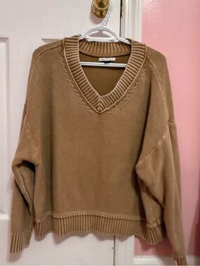 American Eagle V-neck Sweater